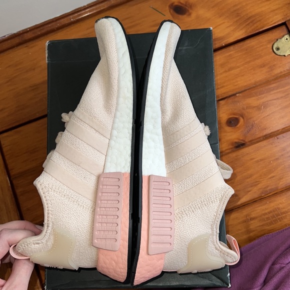 Adidas NMD R1 - Picture 8 of 13